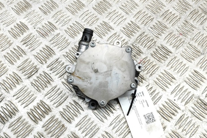 Pompa de vacuum MERCEDES-BENZ CLA Coupe C117 2018 OEM: A2701800901 22490053