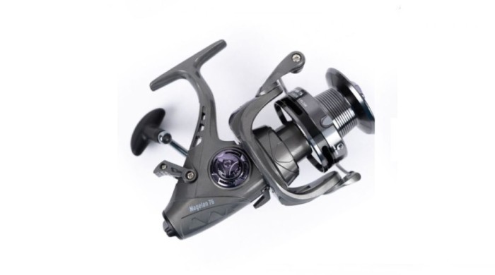 Mulineta Long Cast 10+1 rulmenti cu baitrunner si frana spate Cool Angel Magelan de 5000