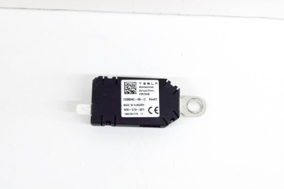 Amplificator de antena TESLA MODEL 3 2019 OEM: 1098046-00-C 21559421 foto