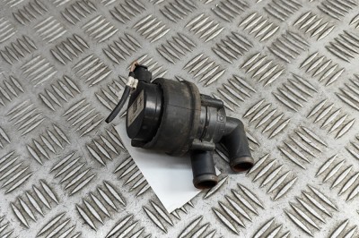 Pompa de apa auxiliara VW PASSAT Variant B7 365 2014 OEM: 5N0965561A | 30782129 foto