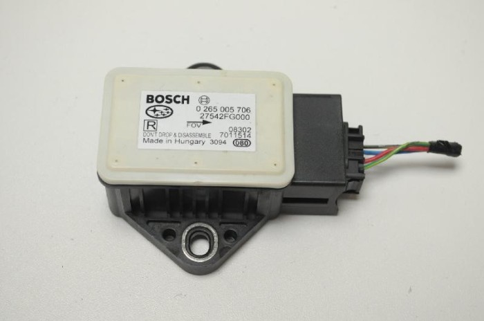 Senzor de accelerație SUBARU FORESTER SH_ 2008 OEM: 0265005706,27542FG000 3109375