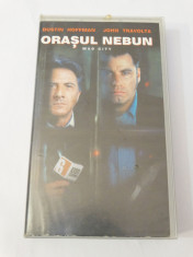 Caseta video VHS originala film tradus Ro - Orasul Nebun foto