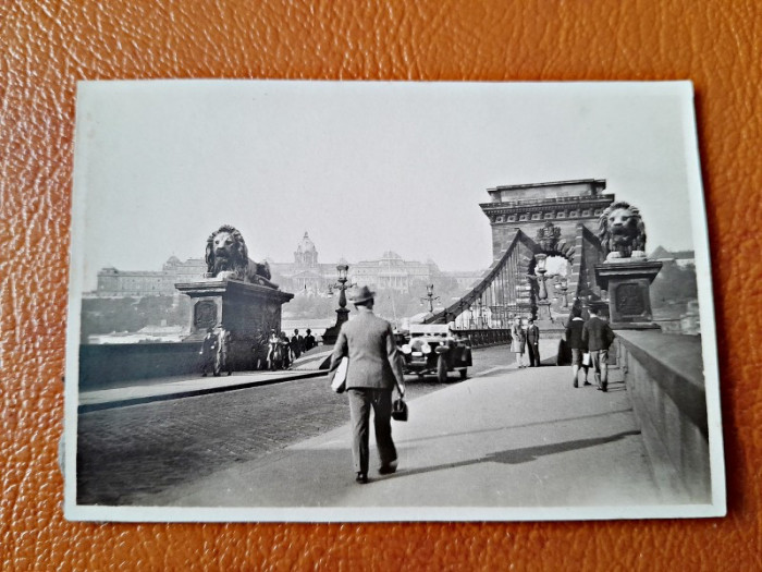 Fotografie, plimbare pe pod, perioada interbelica