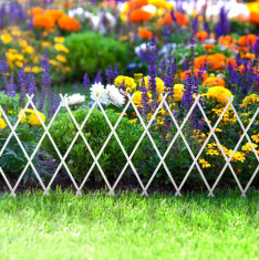 Bordura Gardulet Decorativ Plastic pentru Gazon sau Flori, Dimensiuni 150x50cm, Pliabil, Alb foto