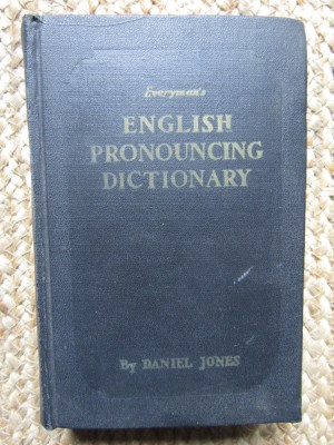 English pronouncing dictionary - Daniel Jomnes foto