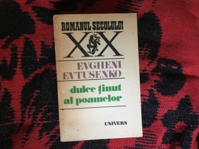 n5 Dulce tinut al poamelor - Evgheni Evtusenko foto