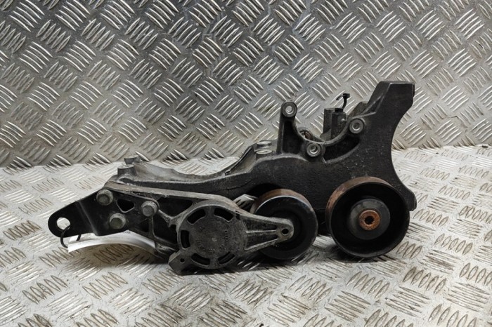 Suport alternator AUDI A6 4F2, C6 2005 OEM: 06D903143D,06B903133A 22421354