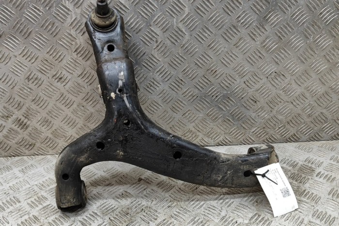 Braț inferior st&acirc;nga față VW AMAROK 2H_, S1B 2017 OEM: 2H0407151A | 22948798