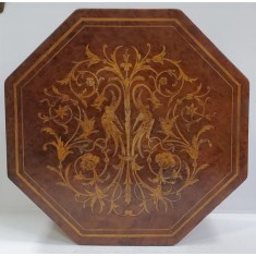 Caseta din lemn cu intarsie, Italia, Secol XIX