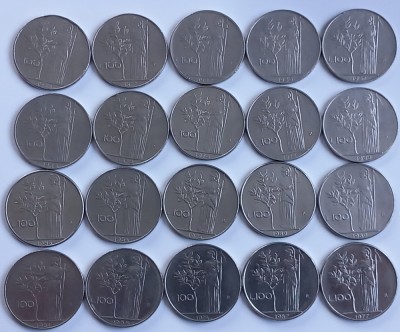 Italia, Lot 100 Lire foto