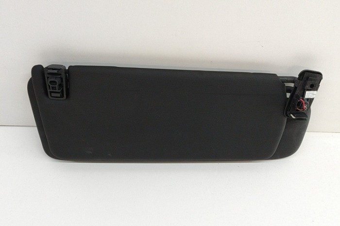 Parasolar dreapta VW TOUAREG 7P5 2016 OEM: 7P0857552D 27586426