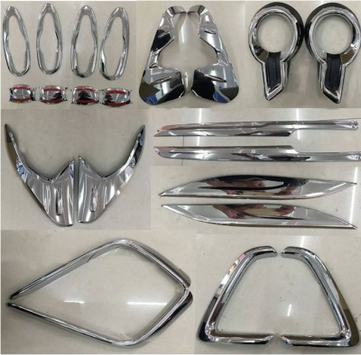 Set 22 ornamente cromate Toyota Hilux Revo 2015, 2016, 2017, 2018, 2019 TYE808 foto