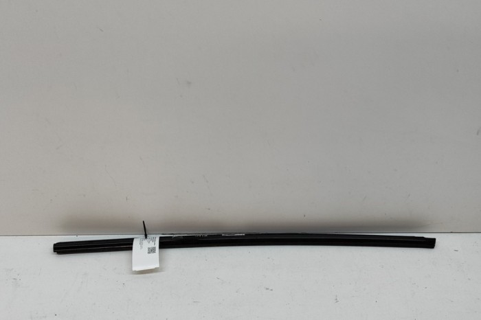 Chedar geam ușă dreapta spate PORSCHE Taycan 2022 OEM: 9J1839476E,9J1.839.476.E 25083009