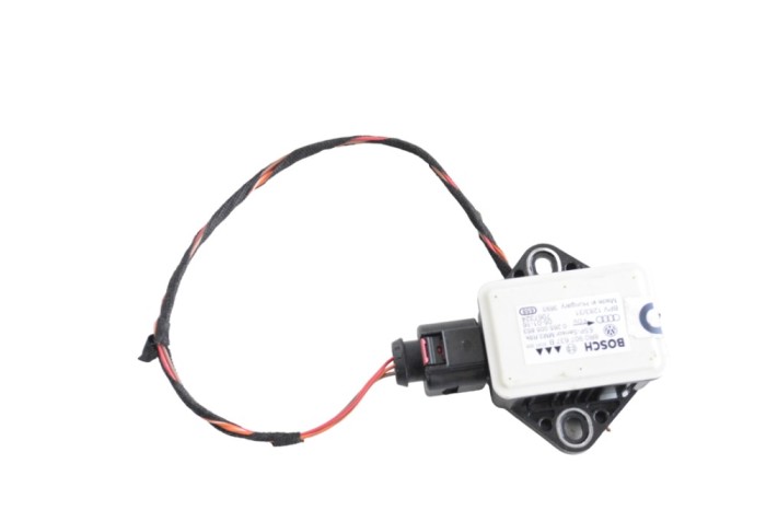 Senzor de accelerație AUDI Q5 8R 2016 OEM: 8R0907637B 18329899