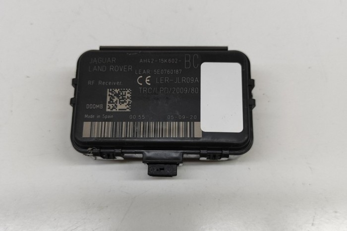 Amplificator de antena JAGUAR F-TYPE Coupe X152 2021 OEM: AH42-15K602-BC 30249469