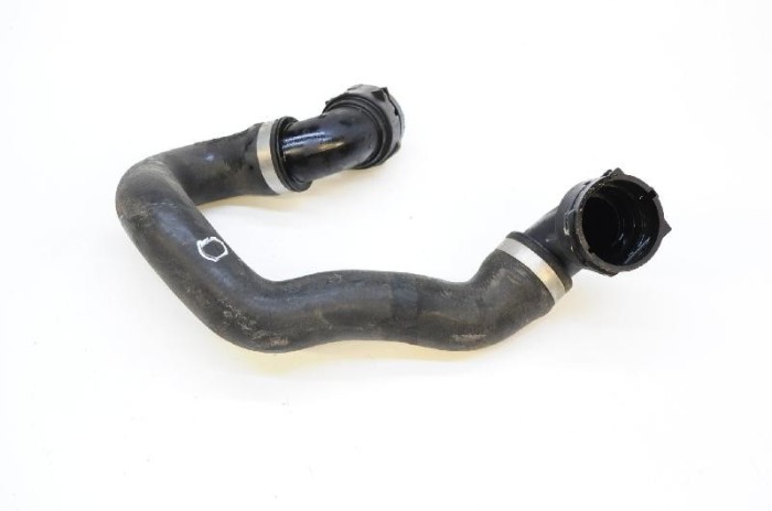 Furtun radiator răcire dreapta BMW 3 Coupe E92 2010 OEM: 7564480 2886157