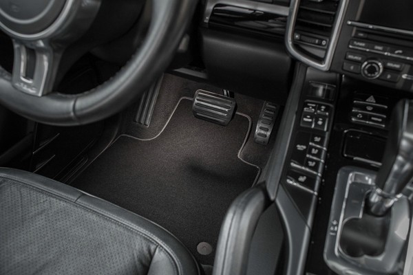 SET COVORASE AUTO MOCHETA UMBRELLA PENTRU MERCEDES [CLA] C117(2013-) 02635