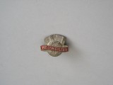 QW9 N8 48 - insigna - tematica muzica - simbol acordeon - Weltmaister, Europa