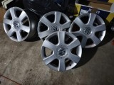 Vand 4 jante aluminiu in conditi bune au mici semne de usura
