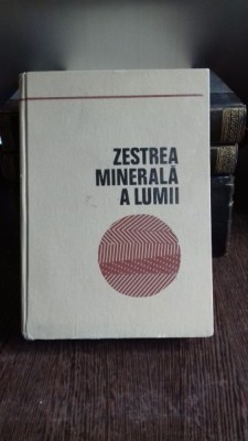 ZESTREA MINERALA A LUMII - N. LUPEI foto
