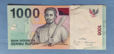 Indonezia - 1000 Rupiah (2000) s924 foto