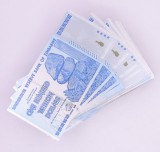 100000000000000 100.000.000.000.000 o suta trilioane dollars Zimbabwe fantezie plastic aurit pret pe bucata