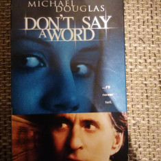 Casete video VHS -Michael Douglas - Don;t say a word - Film Limba Engleza