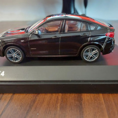 Macheta BMW X4 F26 2014 negru met. - Herpa, 1/43, noua.