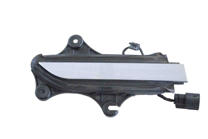 M&acirc;ner exterior ușă dreapta față TESLA MODEL X 2020 OEM: 1035419-00-E 24795915