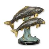 Pesti koi-statueta din bronz pe un soclu din marmura TBA-240
