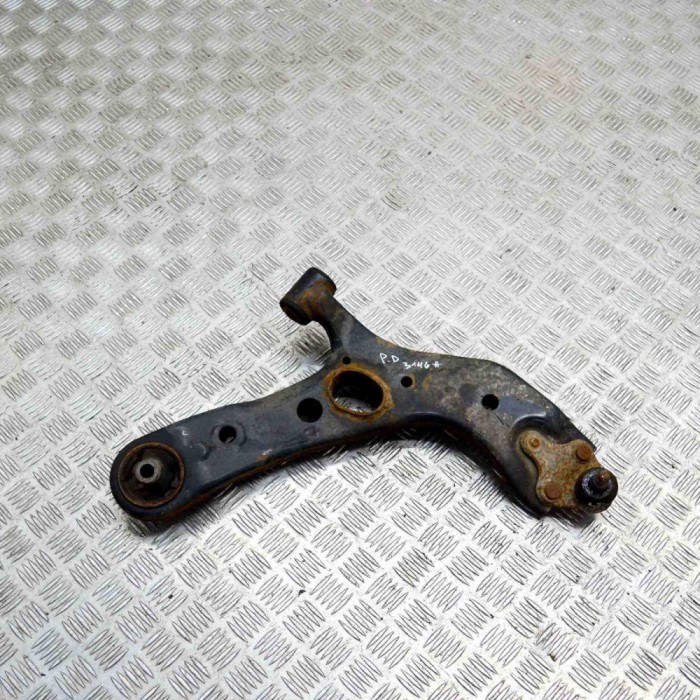 Braț inferior dreapta față LEXUS NX _Z1_ 2015