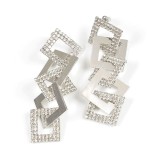 Cercei cu forme patrate