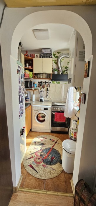 Apartament 3 camere complet utilate și mobilate