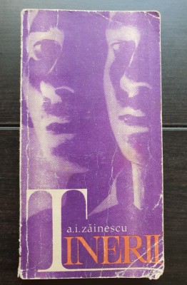 Tinerii - A. I. Zăinescu foto