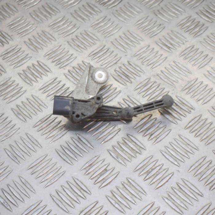 Senzor de nivel &icirc;nălțime dreapta față TESLA MODEL S 2017 OEM: 1027946-00-B 12523715