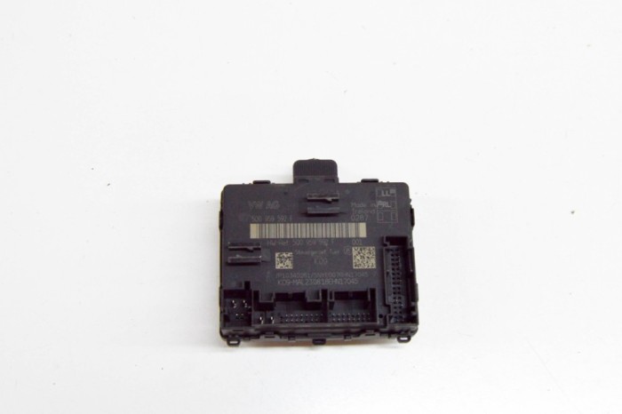 Modul de control ușă st&acirc;nga față VW GOLF VII 5G1, BQ1, BE1, BE2 2018 OEM: 5Q0959592F | 15519984