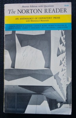 The Norton Reader - An Anthology of Expository Prose foto