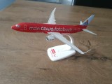 Macheta avion TUI Boeing 737 | Decoratie | Perfect pt cadou, 1:200