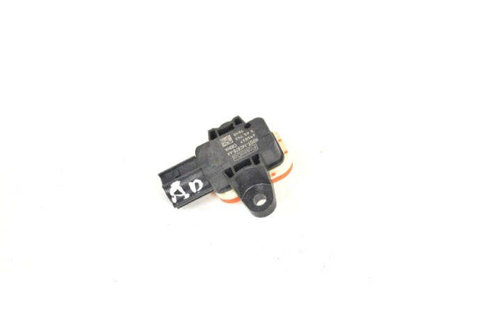 Senzor de impact dreapta față FORD KUGA II DM2 2013 OEM: H2GT-14C676-AA 11586080