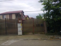 casa sat Rosu, Ilfov, str. Gura leului, la iesirea din Bcuresti foto