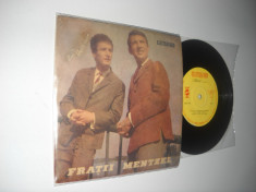 FRATII MENTZEL (disc mic RAR)(1967) (disc mic vinil beat, stare VG+/VG) foto