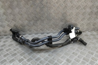 Furtun de lichid de răcire PORSCHE Taycan 2022 OEM: 9J1815552C | 31802590 foto