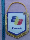 Fanion și insignă originale ale Federației Rom&acirc;ne de Fotbal