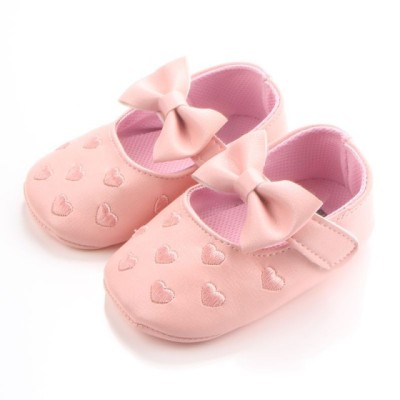 Pantofiori roz pentru bebelusi - Inimioare (Marime Disponibila: 12-18 luni foto