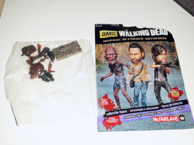 The Walking Dead McFarlane plic piese asamblat figurina zombie AMC SET11 T4 foto
