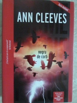 NEGRU DE CORB-ANN CLEEVES foto