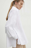 Cumpara ieftin Answear Lab camasa din bumbac femei, culoarea alb, cu guler clasic, relaxed