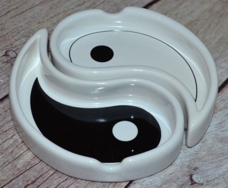 Scrumiera ying-yang