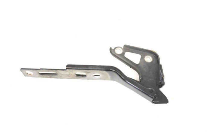 Balama capota st&acirc;nga față AUDI Q7 4L 2007 OEM: 4L0823301 10953467