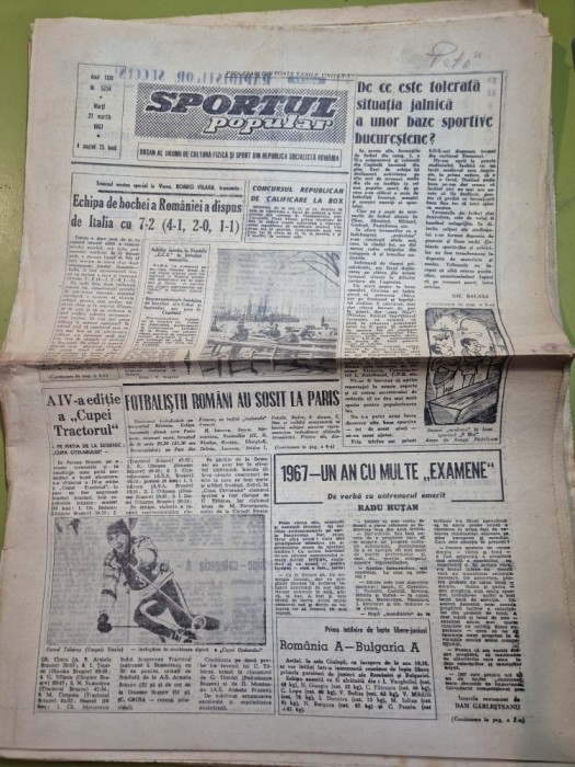 ziarul sportul popular 21 martie 1967 - articol echipa de fotbal crisul oradea si universitatea craiova